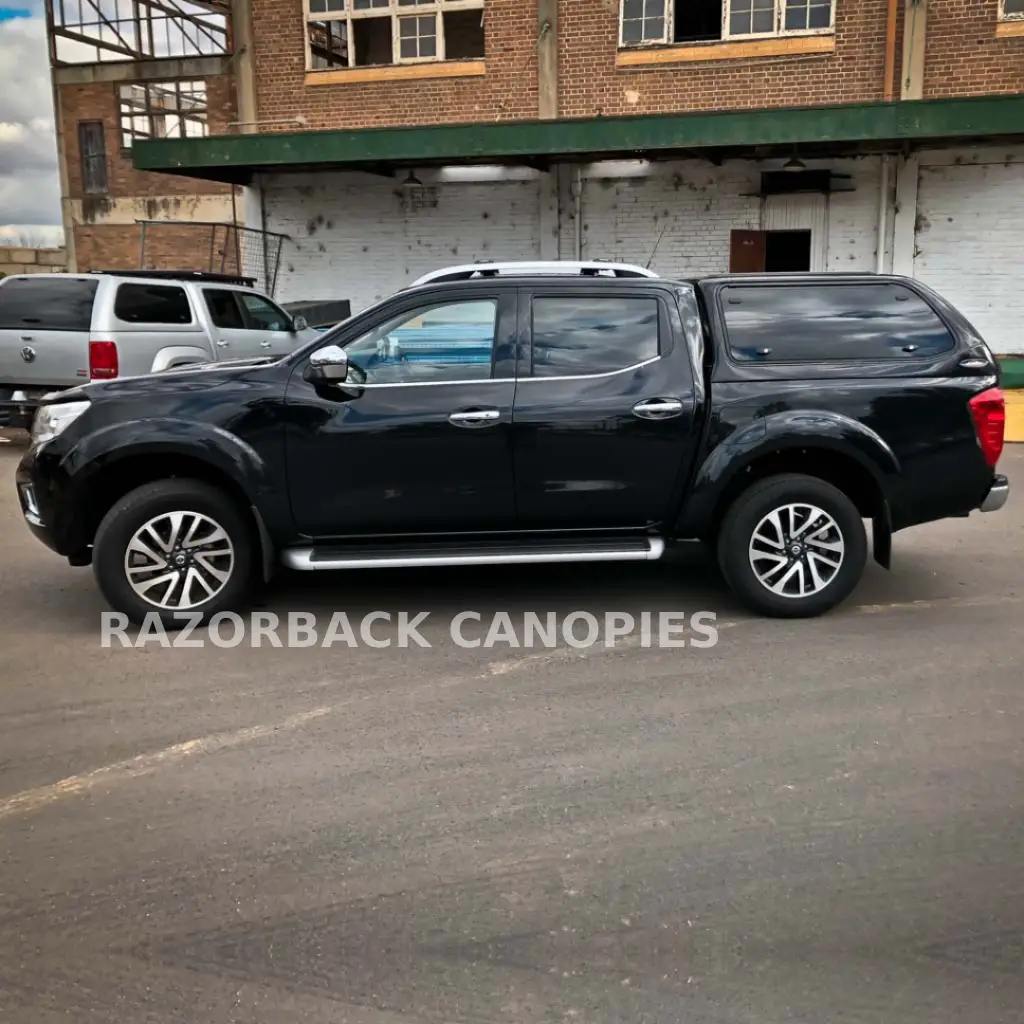 Nissan Navara Np300 - Dual Cab Fibreglass Canopy (2015 - 2020) - Image 15