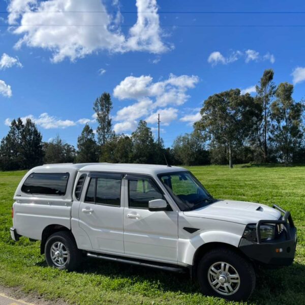 mahindra pikup s11 canopy razorback