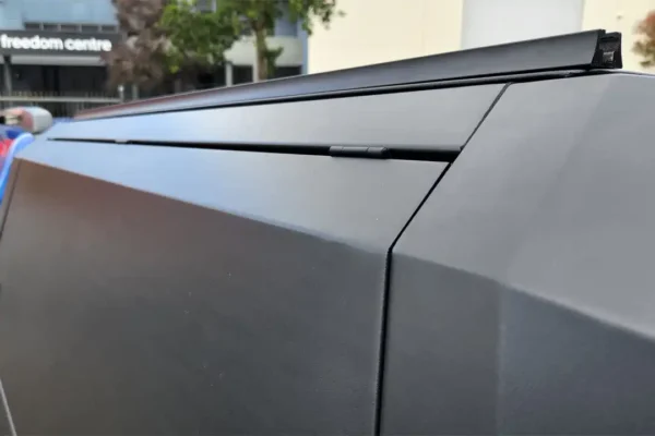 GWM CANNON - DUAL CAB TITAN HYBRID STAINLESS STEEL CANOPY (2020+) - Image 7