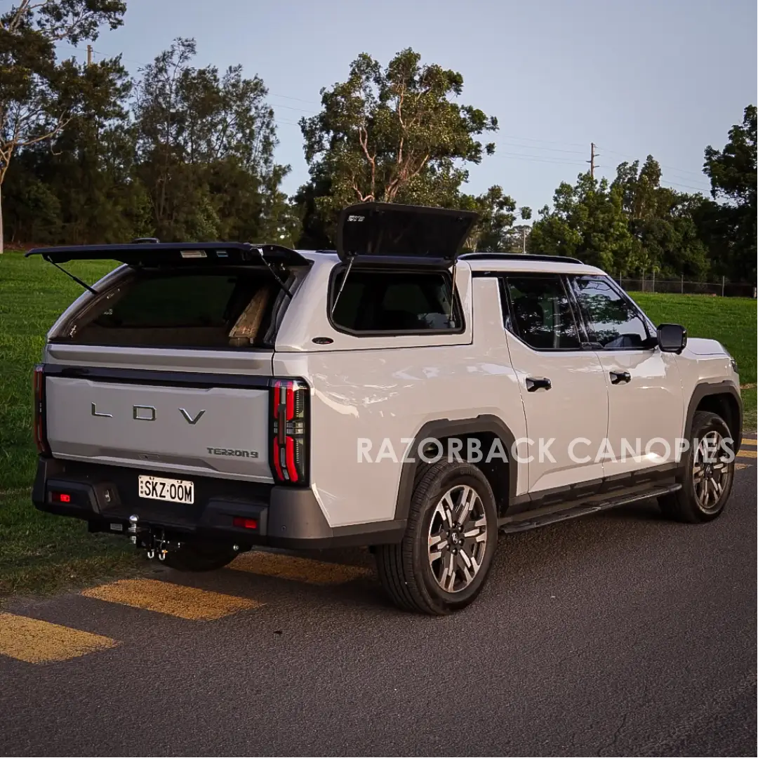 LDV Terron 9 - Dual Cab Fibreglass Canopy - Image 2