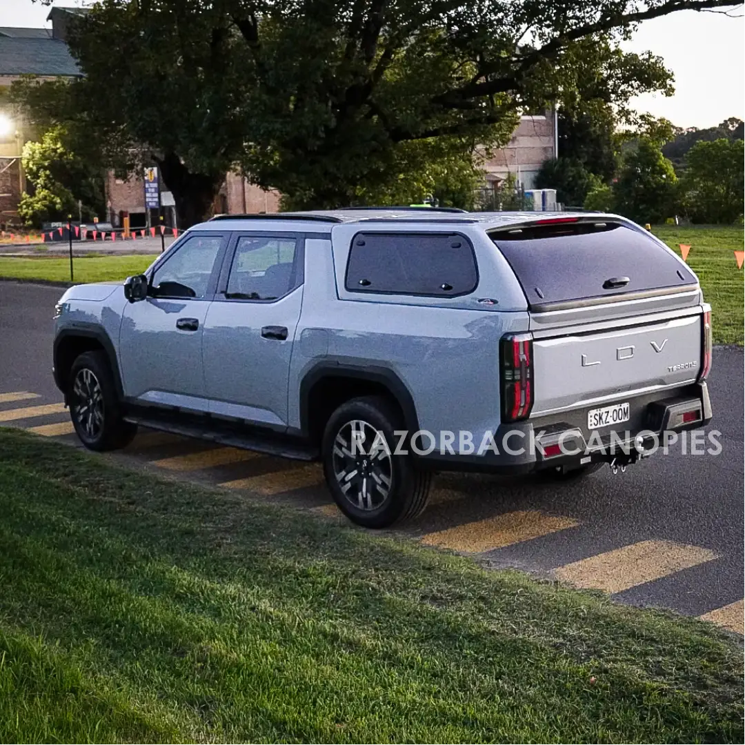 LDV Terron 9 - Dual Cab Fibreglass Canopy - Image 6