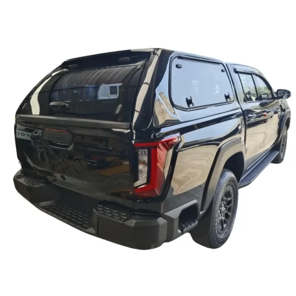 Toyota Hilux – Dual Cab SR5 Fibreglass Canopy 2026+ | Razorback Canopies